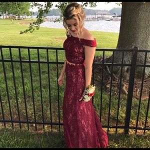 Garnet laced prom dress!